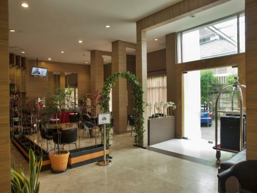 Apartamento The Gloria Suites Grogol
