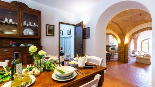 Villa Podere Fornacchia 20