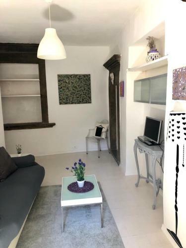 Viterbo Art Apartments