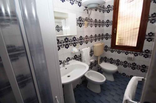 Apartments In Rosolina Mare 24946