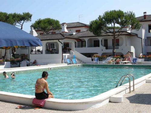 Apartments In Rosolina Mare 24945