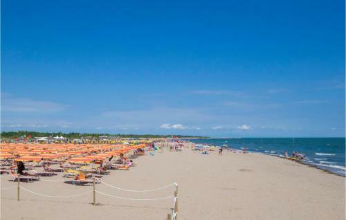 Nice Apartment In Rosolina Mare With 1 Bedrooms
