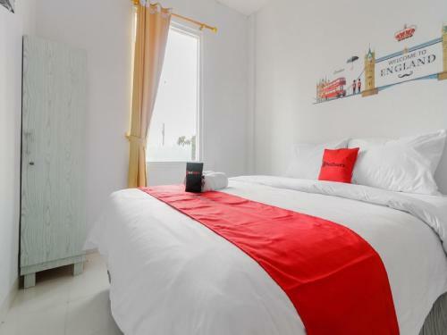 Hostal Reddoorz Plus Near Taman Rasuna Menteng