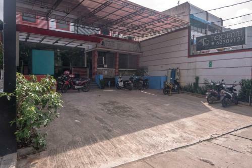 Hostal Reddoorz Near Rs Husada