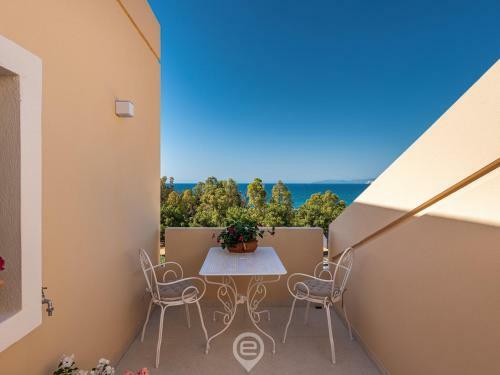 Panoramic Seaview Apartment - Near The Beach