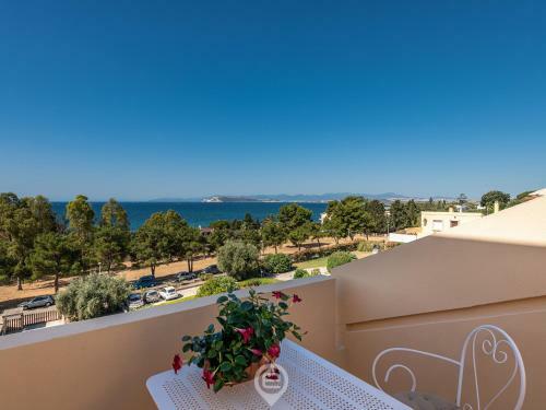 Panoramic Seaview Apartment - Near The Beach