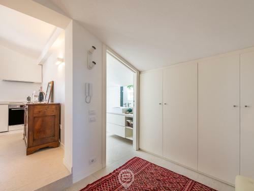 Panoramic Seaview Apartment - Near The Beach