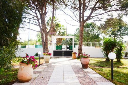 Seafront Aurelia Apartmen With Patio