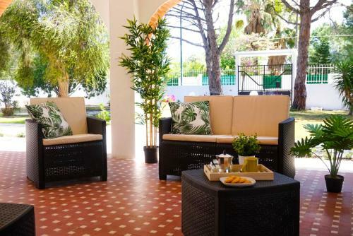 Seafront Aurelia Apartmen With Patio