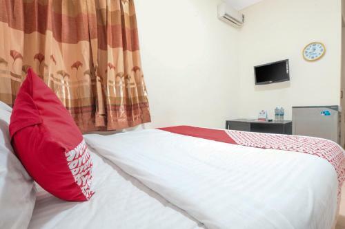 Hotel Oyo 122 Oekude Kost