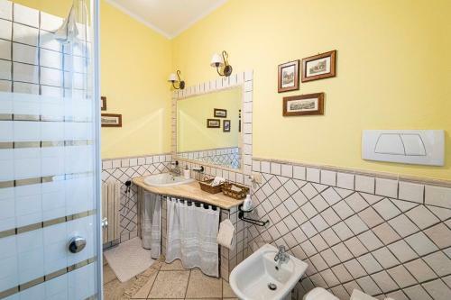 Sa Domu Sarda Suites - Bed & Breakfast