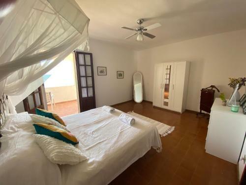 Spacious Beachfront Villa, Porto Columbu, Sardinia