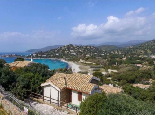 Villa Acquamarina Semi Detached Villa With Private Pool And Wifi