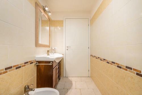 Villa Acquamarina Semi Detached Villa With Private Pool And Wifi