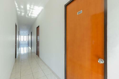 Hotel Oyo 866 Idola Residence