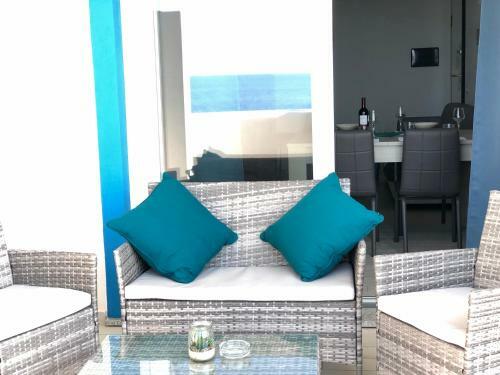 Apartment Tramonto Sea-front