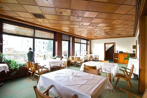 Hotel Sch�nfeld