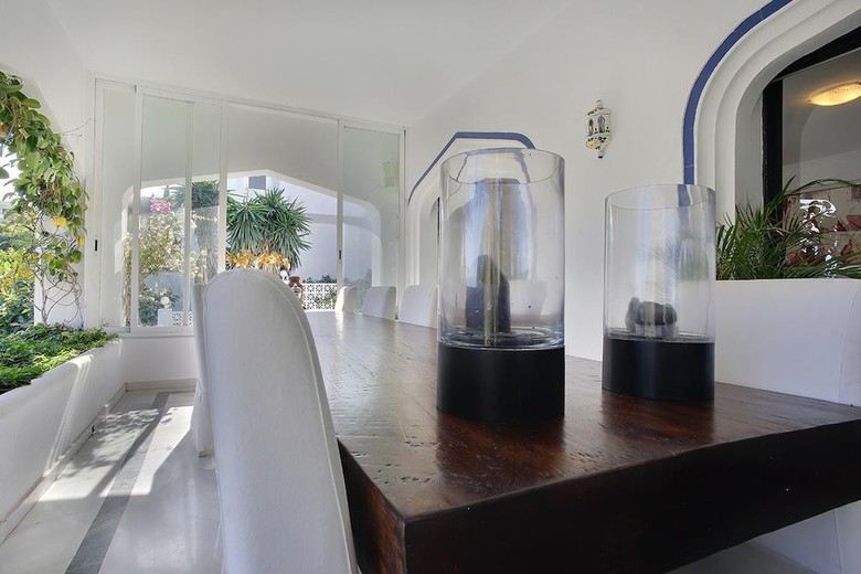 Villa Blanca Puerto Banus