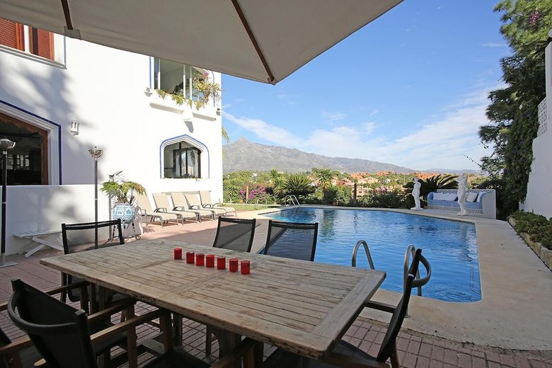 Villa Blanca Puerto Banus