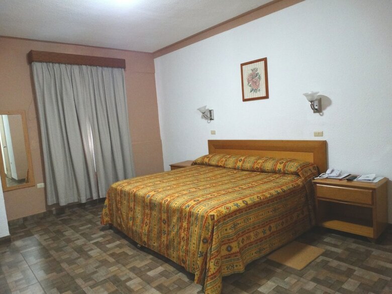 Hotel Astromundo