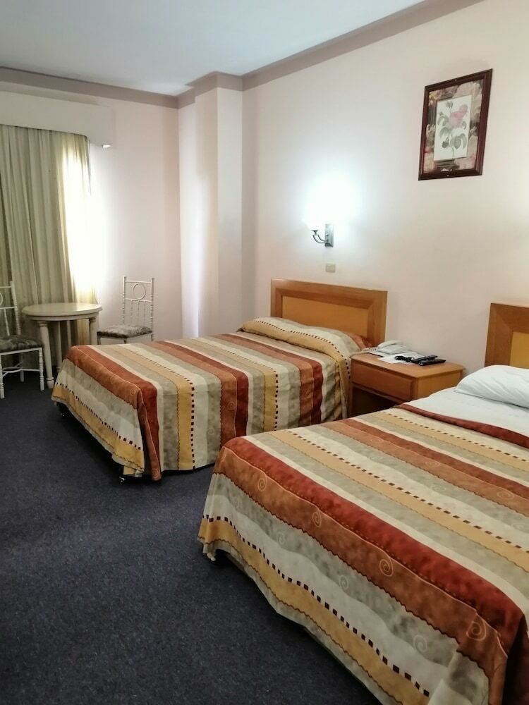 Hotel Astromundo