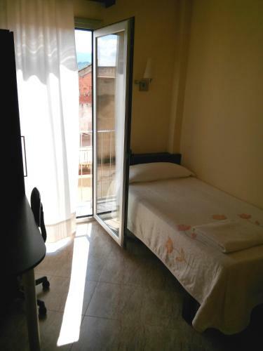 Albergue Hostal Sant Sadurn�
