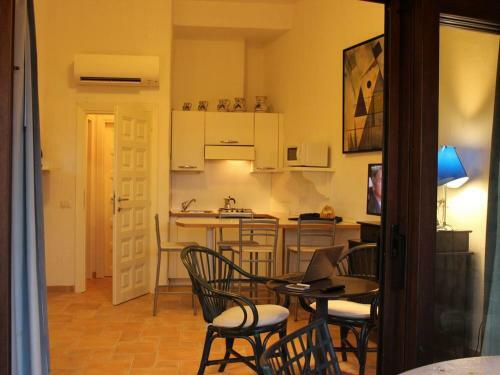 Appartamento A Porto Rotondo - Villaggio Punta Volpe