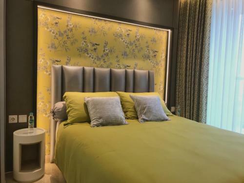 Gold Coast Pik Sea View Apartments By Longesuites