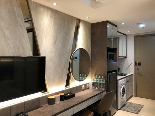 Gold Coast Pik Sea View Apartments By Longesuites