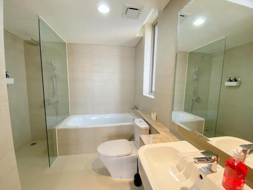 Gold Coast Pik Sea View Apartments By Longesuites