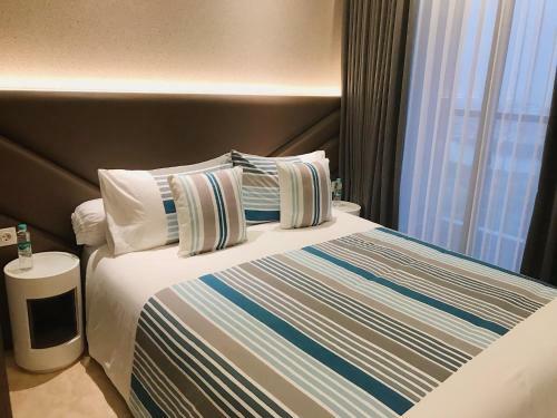 Gold Coast Pik Sea View Apartments By Longesuites