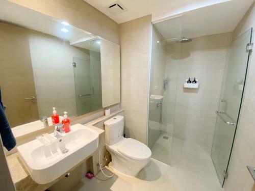 Gold Coast Pik Sea View Apartments By Longesuites