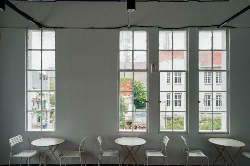 Albergue Bobobox Pods Kota Tua