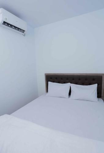 Hotel Amethyst Cengkareng Syariah