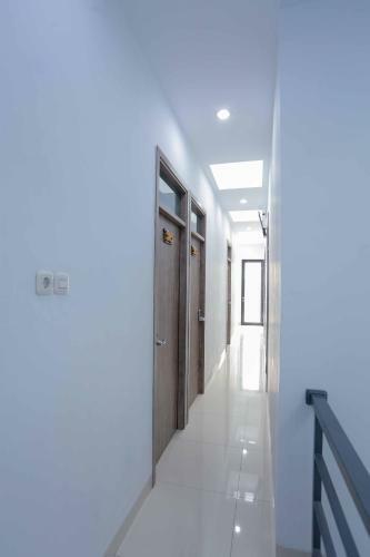 Hotel Amethyst Cengkareng Syariah