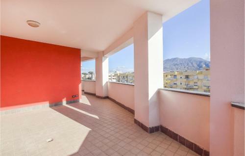 Beautiful Apartment In Volla With Wifi And 3 Bedrooms
