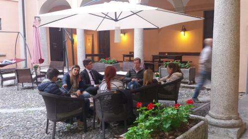 Hostal Archi E Colonne