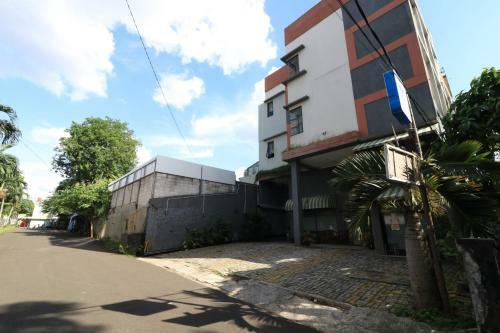Hotel Uptown Residence Syariah Pondok Pinang