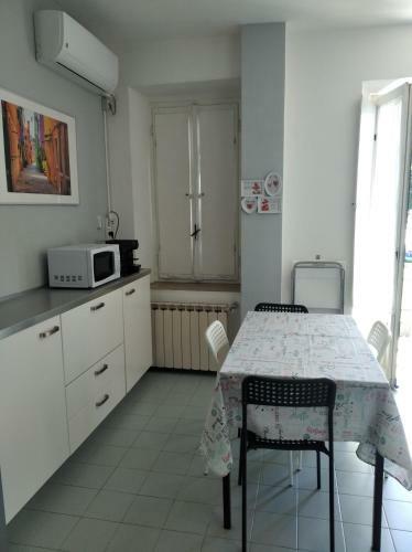 Apartamento Tra La Stazione E Il Lago