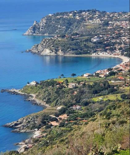 La Perla Mare Apartments