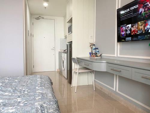 Cozy Stay @ Gold Coast Pik Sea View Apartment