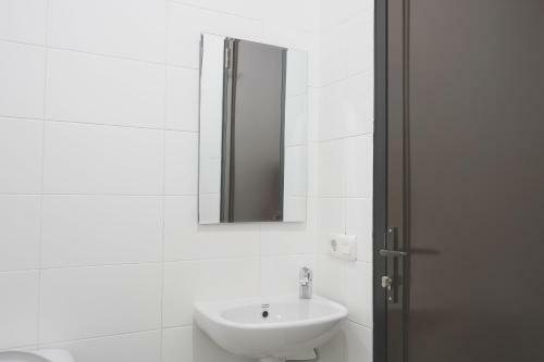 Hotel Urooms Panglima Polim