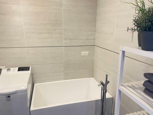 Villa New House With Panoramic Views Over Lake Garda