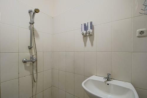 Hostal Anggrek Residence