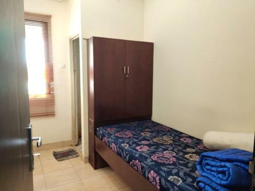 Hostal Residence 9 Penjaringan - Female Only