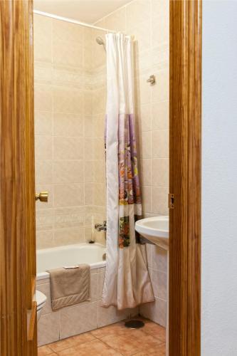 Hostal Residencia Gibrale�n