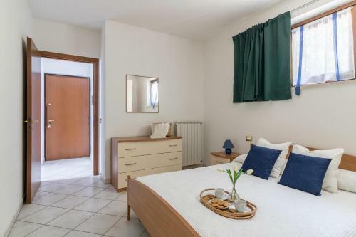 Apartamento Albergo Diffuso - Le Scuole Con Vista Lago