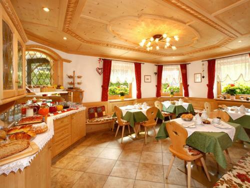 Bed & Breakfast Garni Crepaz