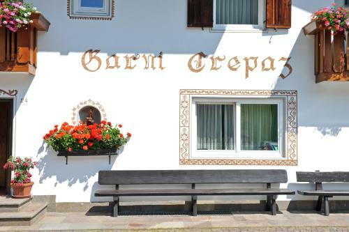 Bed & Breakfast Garni Crepaz