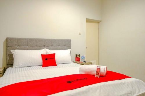 Hotel Reddoorz Near Pasar Baru 3